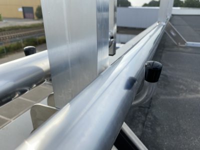 Dakrandbeveiliging plat dak per m1 - Afbeelding 2